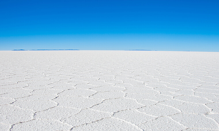 gigantesco salar blanco en uyuni